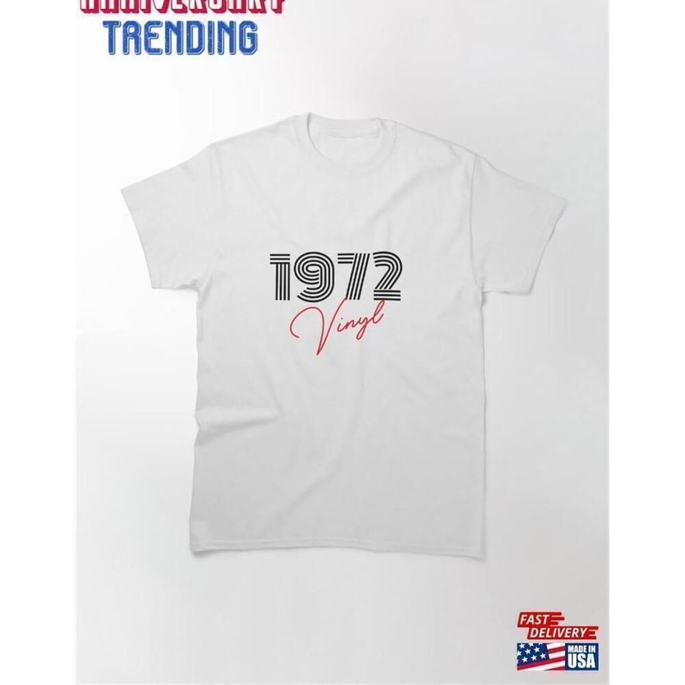 1972 Vinyl Record Classic Music Lover Graphic Unisex T-Shirt